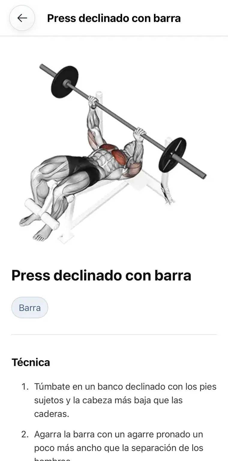 Técnica del press declinado con barra
